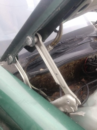 Шарнир капота, MERCEDES BENZ, S-CLASS, W126, M117 E50, R