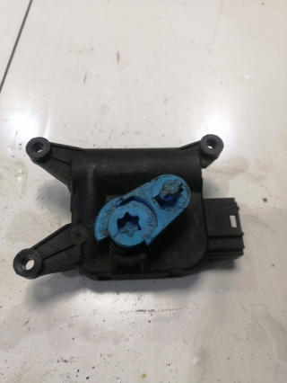 Мотор заслонки отопителя, VOLKSWAGEN, JETTA, 1K2, BSE, 2010, 0132801343