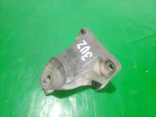 Крепление опоры двигателя, LEXUS, GS430, UZS190, 3UZ-FE, 2006, R, нижнее