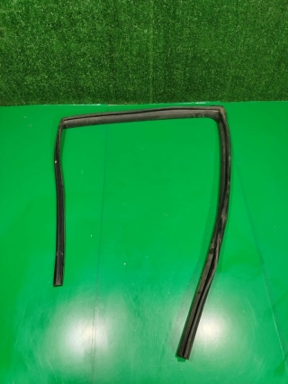 Уплотнитель стекла двери, NISSAN, CEFIRO, WA32, VQ20DE, 1994, R, R