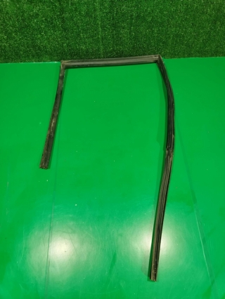 Уплотнитель стекла двери, ISUZU, GEMINI, JT151F, 4XE1, 1990, R, L