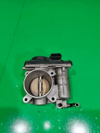 Дроссельная заслонка