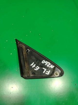 Уголок крыла