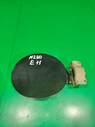 Лючок бензобака