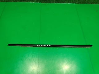 Молдинг стекла наружный