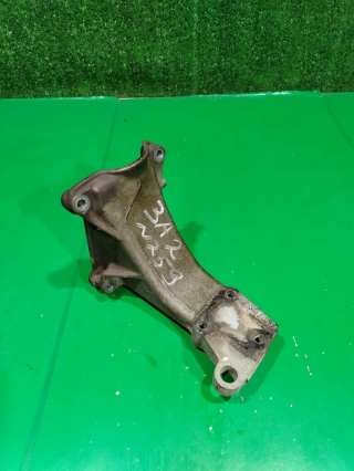 Крепление опоры двигателя, VOLKSWAGEN, PASSAT B4, 3A2, ABC, 1994