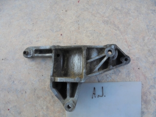 Крепление компрессора кондиционера, FORD, MAVERICK, TM1, AJ, 2000-2007, YL8E-10239-BA