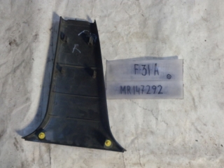 Накладка на стойку, MITSUBISHI, DIAMANT, F31A, 6G73, 1996, L, низ, MR147292