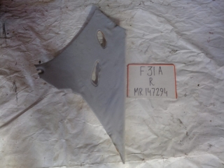 Накладка на стойку, MITSUBISHI, DIAMANT, F31A, 6G73, 1996, R, R, верх, MR147294