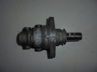 Главный тормозной цилиндр, TOYOTA, FUNCARGO, NCP25, 1NZ-FE, 2001