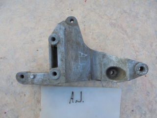 Крепление компрессора кондиционера, FORD, MAVERICK, TM1, AJ, 2000-2007, YL8E-10239-BA