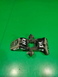 Петля двери